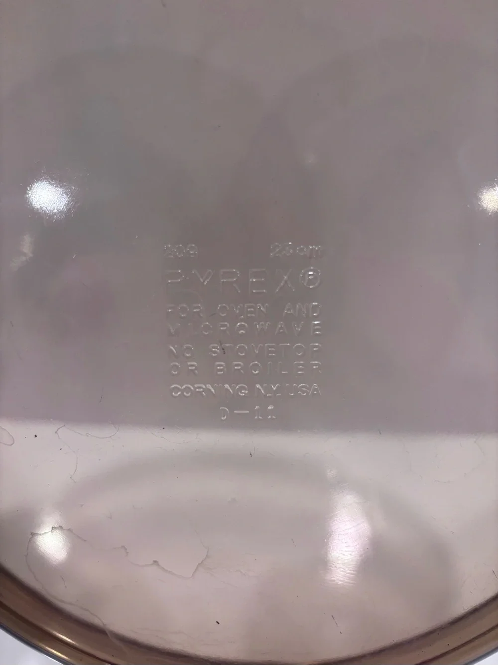Vintage Pyrex fireside pie plate - Brown glass